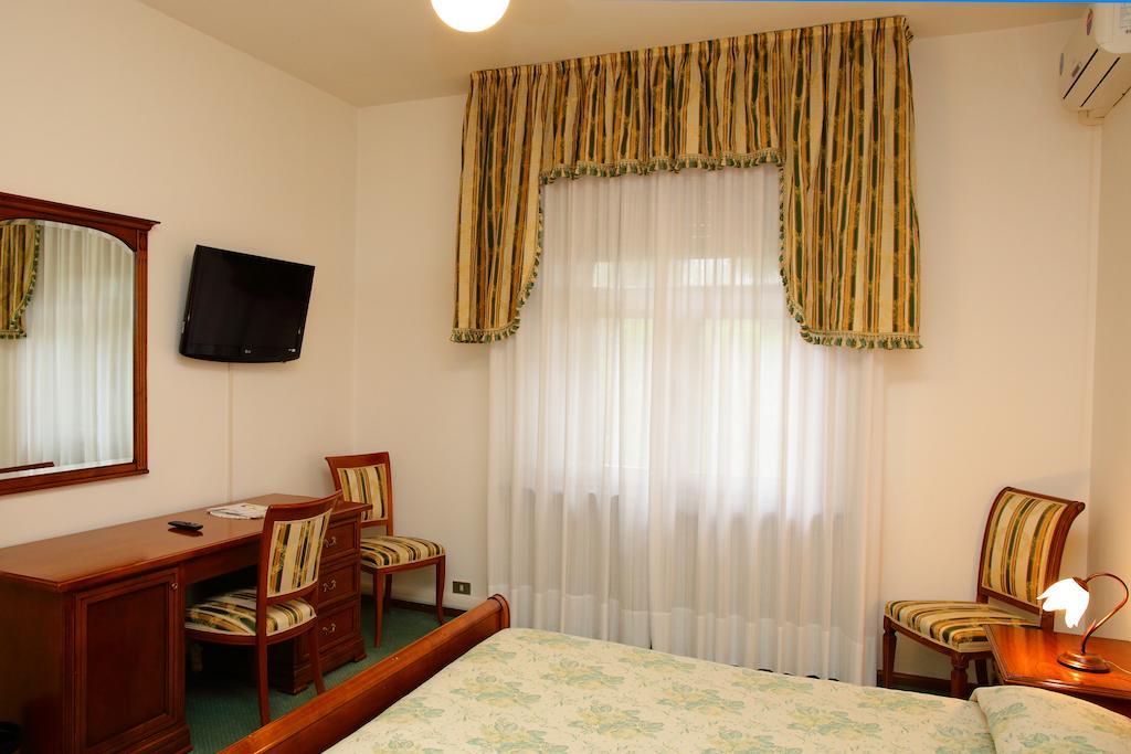 Locanda Al Castello Wellness Resort Cividale del Friuli Szoba fotó